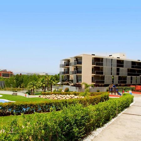 Rentalmar Paradise Families Only Con Parking Σαλού Εξωτερικό φωτογραφία