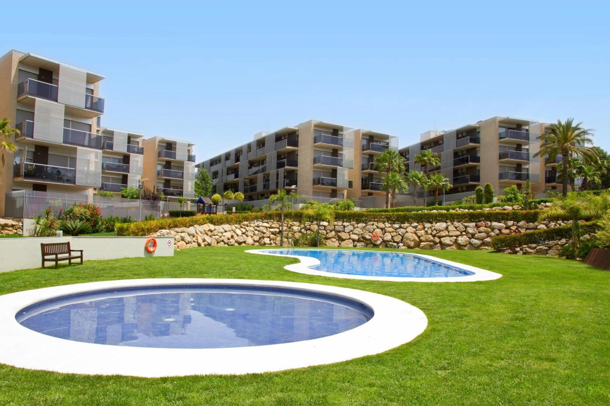 Rentalmar Paradise Families Only Con Parking Σαλού Εξωτερικό φωτογραφία