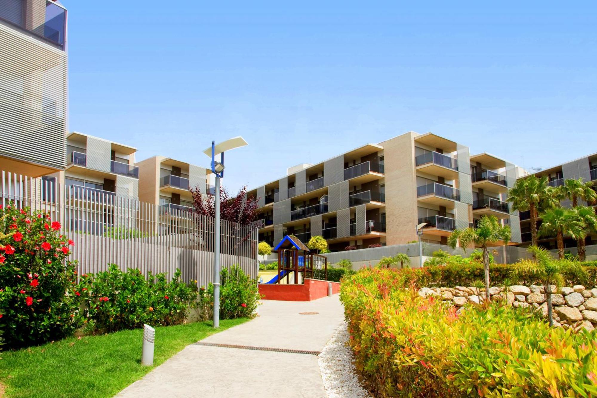 Rentalmar Paradise Families Only Con Parking Σαλού Εξωτερικό φωτογραφία
