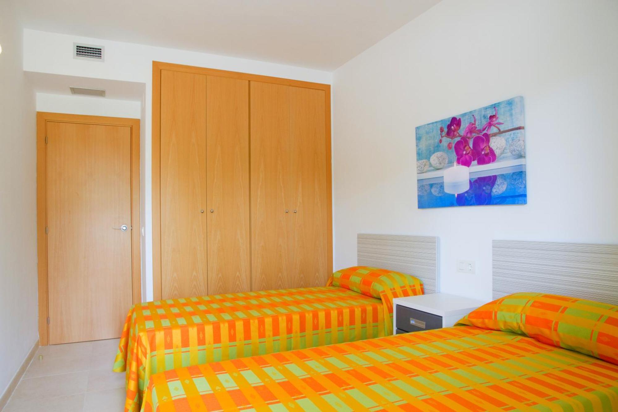 Rentalmar Paradise Families Only Con Parking Σαλού Εξωτερικό φωτογραφία