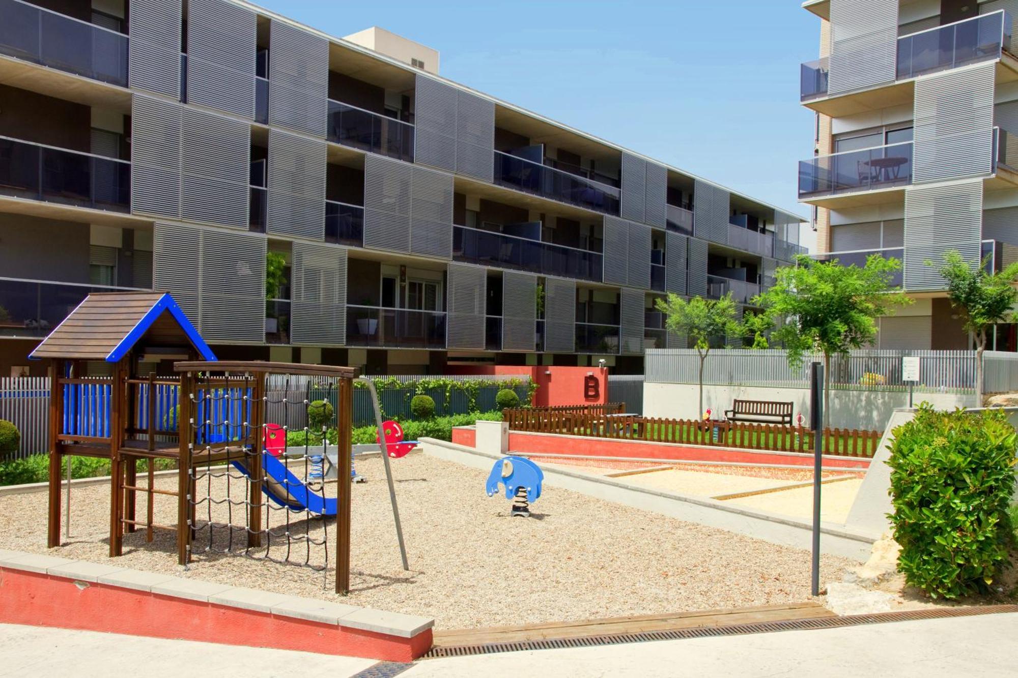 Rentalmar Paradise Families Only Con Parking Σαλού Εξωτερικό φωτογραφία